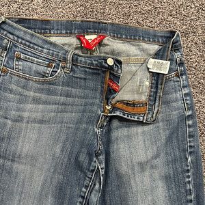 Lucky Brand Jeans straight leg size 30/10. 99% cotton and 1% spandex